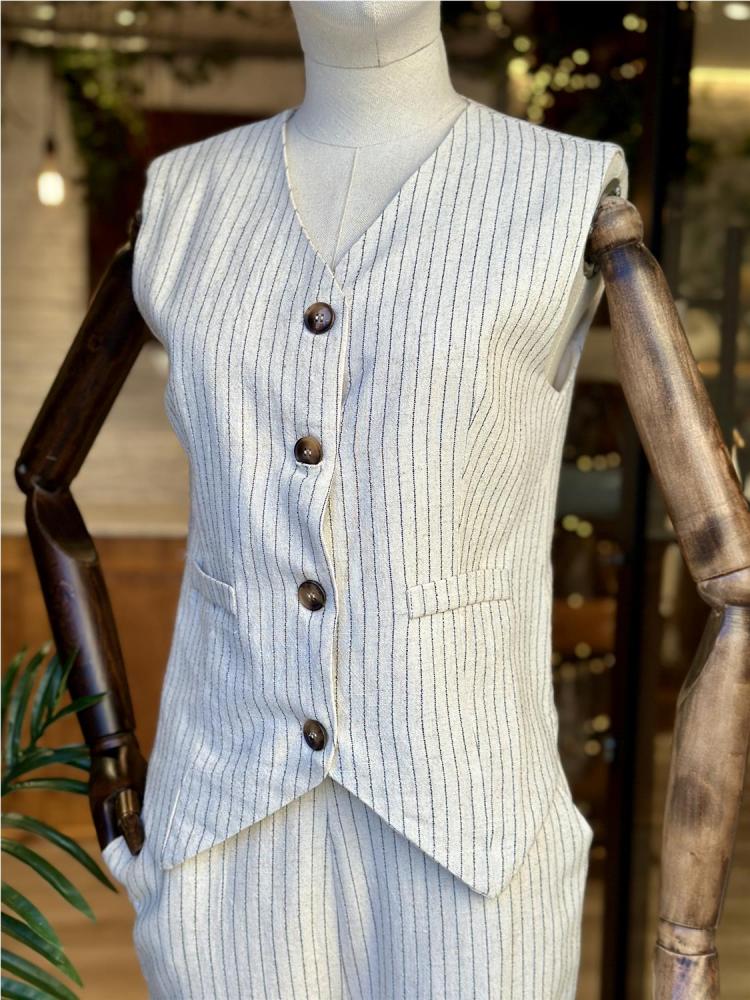 CONJUNTO LINO CHALECO Y... 2