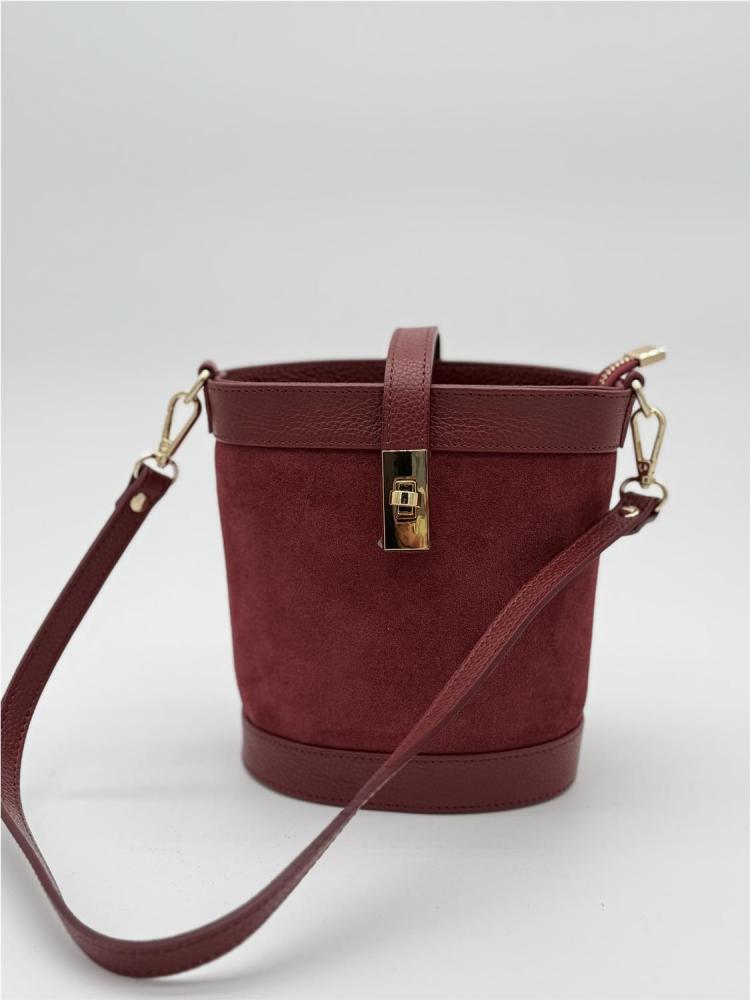 BOLSO CUBO PIEL SERRAJE BURDE