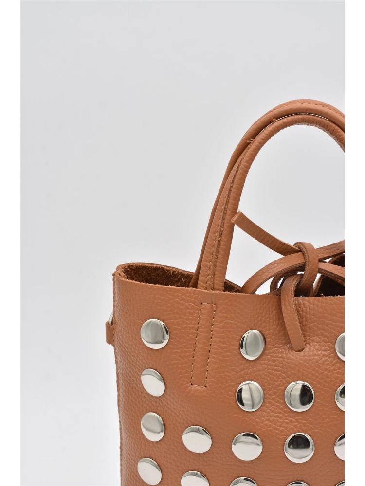 BOLSO PIEN TACHAS CAMEL2 2