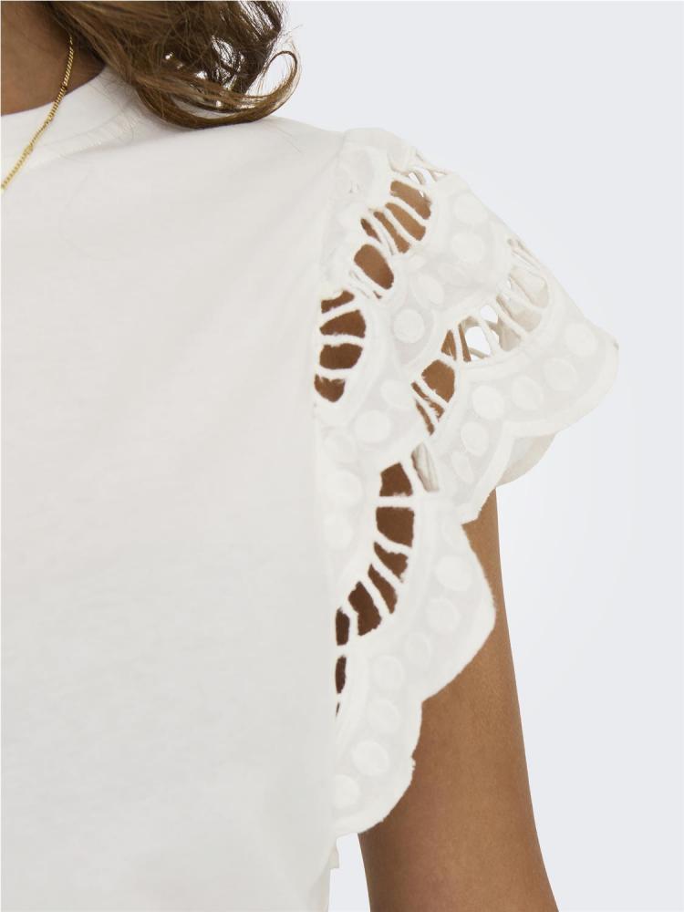CAMISETA ONLY MACY CREMA 2
