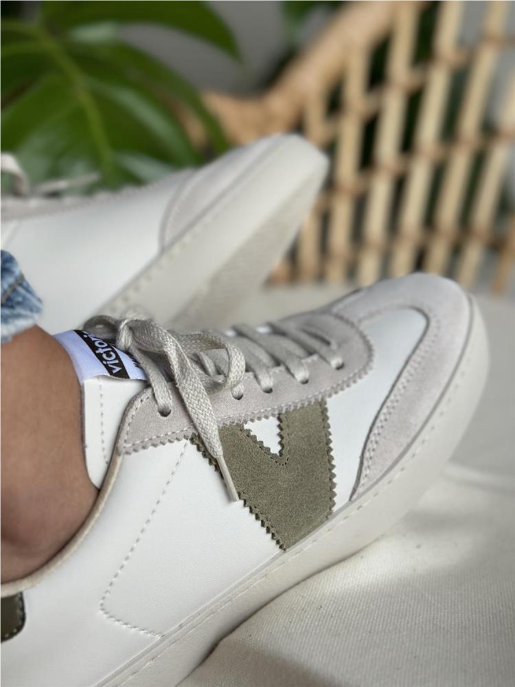 ZAPATILLA DEPORTIVA VICTORIA 2
